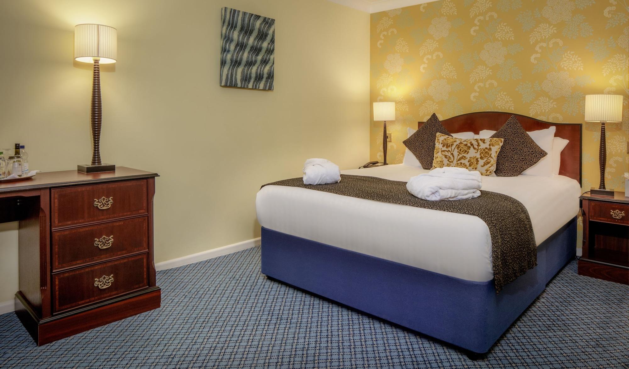Oxford Witney Hotel Exterior foto