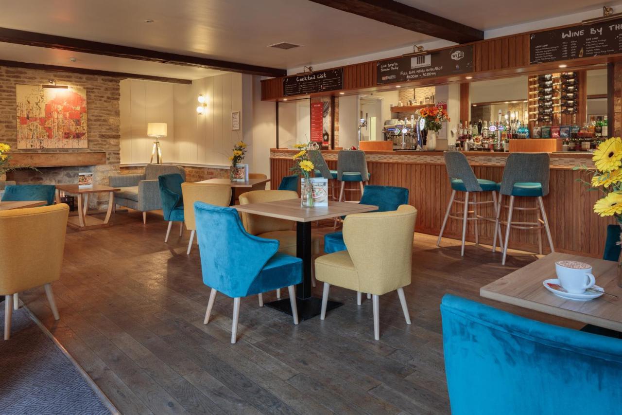 Oxford Witney Hotel Exterior foto